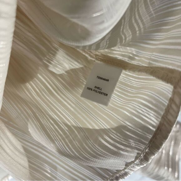 ARK nc. Shirt   - Picture 4 of 7